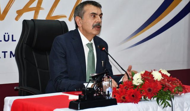 Öğretmenlerin 2026 yılı ikinci iller arası yer değiştirme tarihleri açıklandı