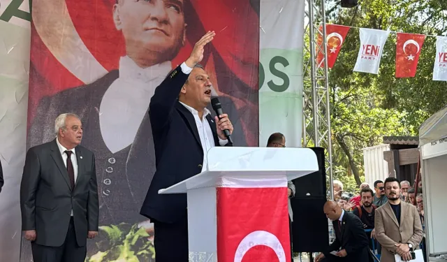 Özel, İzmir’den iktidara seslendi: AK Parti’nin kara düzenini bitireceğiz!