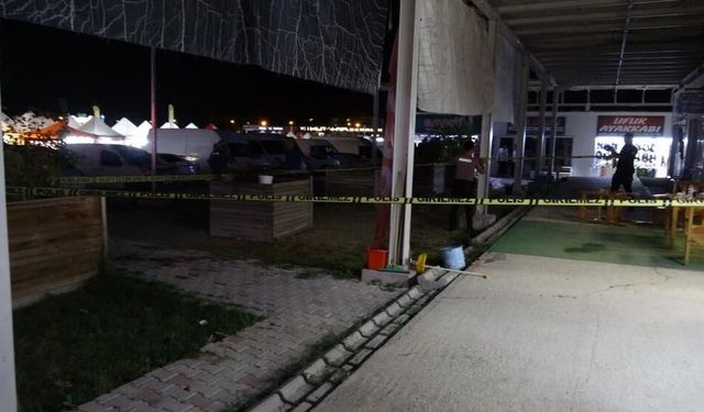 Park yeri kavgasında bıçak ve beyzbol sopaları kullanıldı: 2'si ağır 4 yaralı