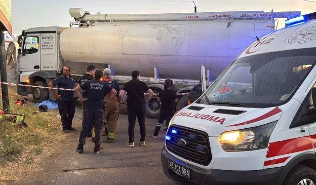 Turgutlu’da kamyon ile motosiklet çarpıştı: 17 yaşındaki sürücü hayatını kaybetti