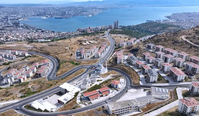 Bakan Kurum: İzmir'i afetlere dirençli hale getireceğiz