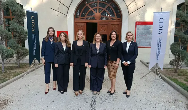 CİDİA, İzmir’in yaratıcı gücünü üretim ve ekonomiyle buluşturmayı hedefliyor