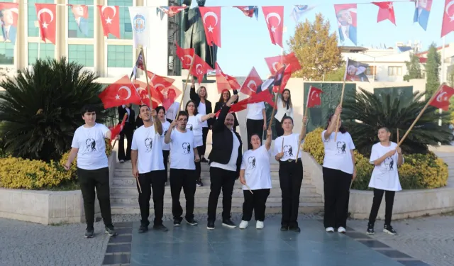 Efes Selçuk'ta Cumhuriyet coşkusu engel tanımadı