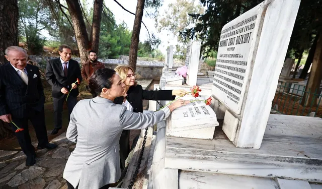 Efes Selçuk'ta Mahmut Esat Bozkurt için anma programı
