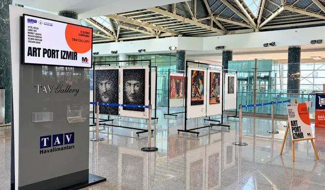 İzmir Adnan Menderes Havalimanı’nda ‘Art Port İzmir’ sergisi açıldı