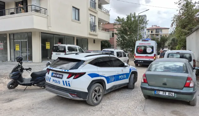 Kardeşlerin kavgasında kan aktı: 1 kişi yaralandı