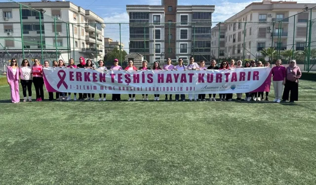 Menderes'te kadınlar meme kanseri farkındalığı için sahaya çıktı