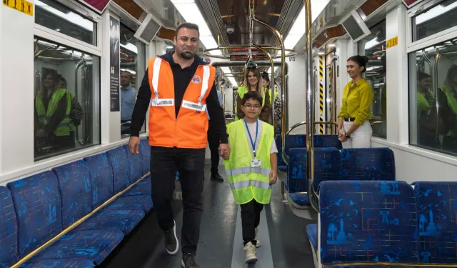 Metro sevgisi boyundan büyük: Emirhan'ın hayali gerçek oldu