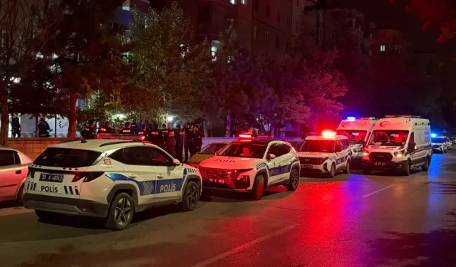 Önce babasını öldürdü, ardından intihara kalkıştı!