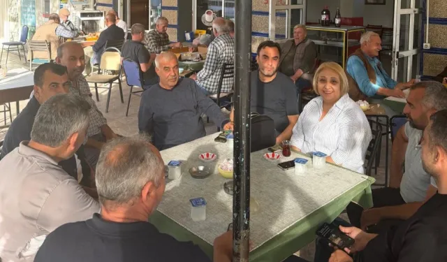 Şen'den pazar mesaisi: Menderes'e hizmet dönemini yaşatacağız!