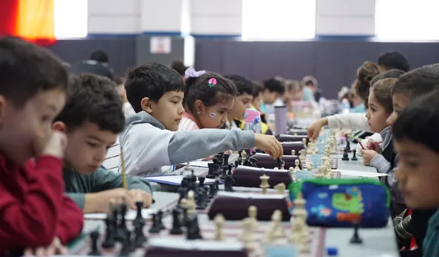 Torbalı'da 220 sporcu Cumhuriyet için hamle yaptı
