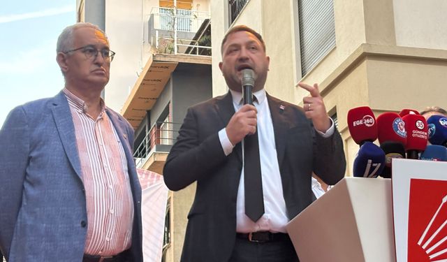 CHP İzmir’den Tugay’ın AK Parti’ye geçişine tepki: İki elimiz yakanda