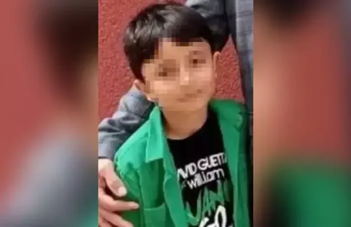 Arkadaşının boğazını sıktığı 10 yaşındaki çocuk ölümle pençeleşiyor