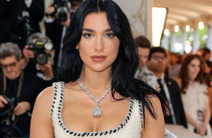 Dua Lipa, şampiyonluk kutalamaları için Galatasaray'dan 3,5 milyon dolar istedi
