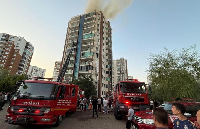 Diyarbakır'da yangın faciasında soruşturma derinleşiyor: 2 tutuklama!