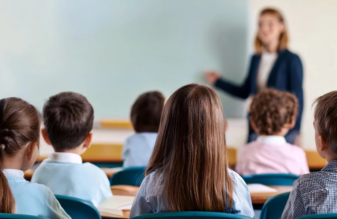 12 Haziran 2026 okullar tatil mi, 12 Haziran Cuma okullar neden tatil edildi?