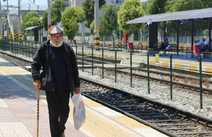 Bir zamanlar patrondu, artık sokaklarda yaşıyor: Kimyager Ali Bektaş kimdir?