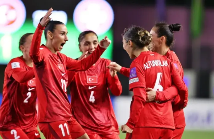 Türkiye - Kuzey İrlanda maçı hangi kanalda, saat kaçta?