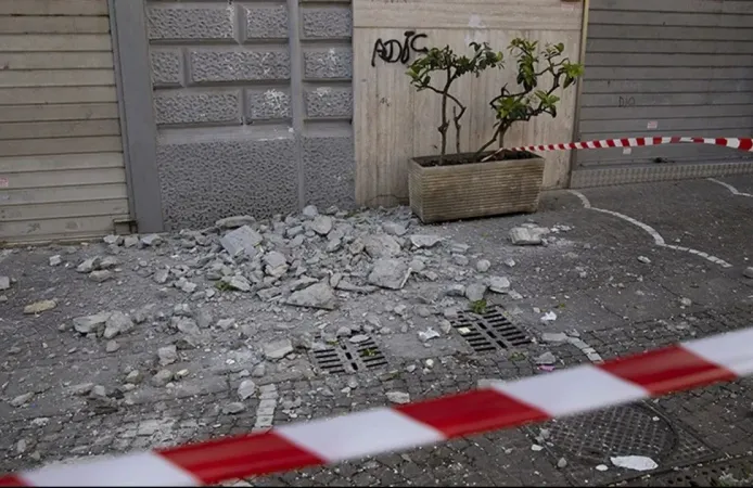 İtalya'da 4.7 büyüklüğünde deprem: Ulaşımda önlem alındı