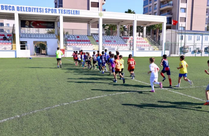 Buca Belediyesi’nden çocuklara ücretsiz futbol eğitimi