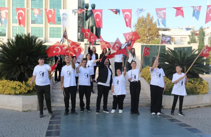 Efes Selçuk'ta Cumhuriyet coşkusu engel tanımadı