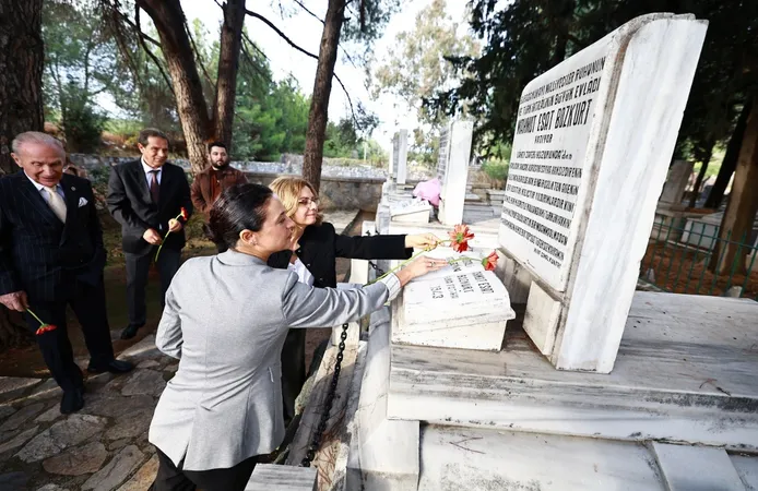 Efes Selçuk'ta Mahmut Esat Bozkurt için anma programı