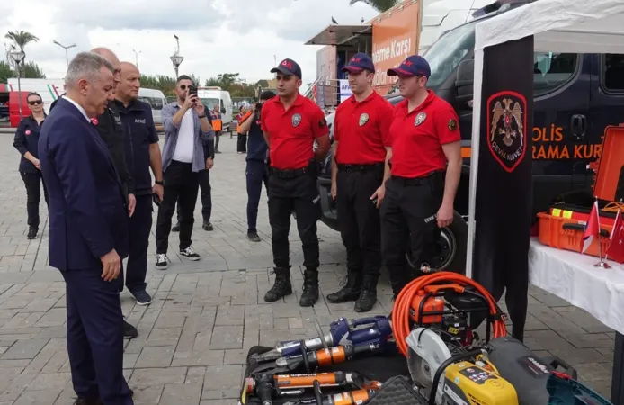 İzmir’de Afet Risklerinin Azaltılması Günü için farkındalık etkinliği düzenlendi