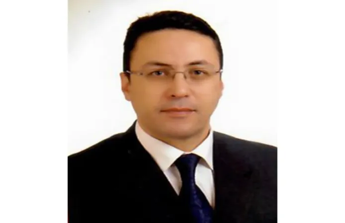 İzmir Demokrasi Üniversitesi'nde acı kayıp: Prof. Dr. Hakan Doygun hayatını kaybetti