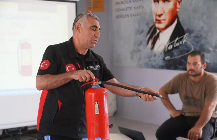 Sığacık Kaleiçi esnafına yangın eğitimi