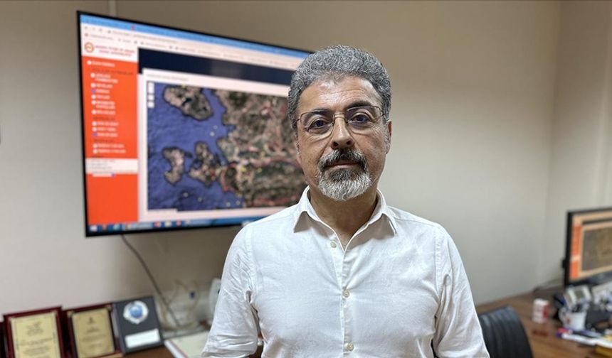 Prof. Dr. Sözbilir: 'Datça depremi, Santorini'deki volkanik depremleri yeniden başlatabilir'