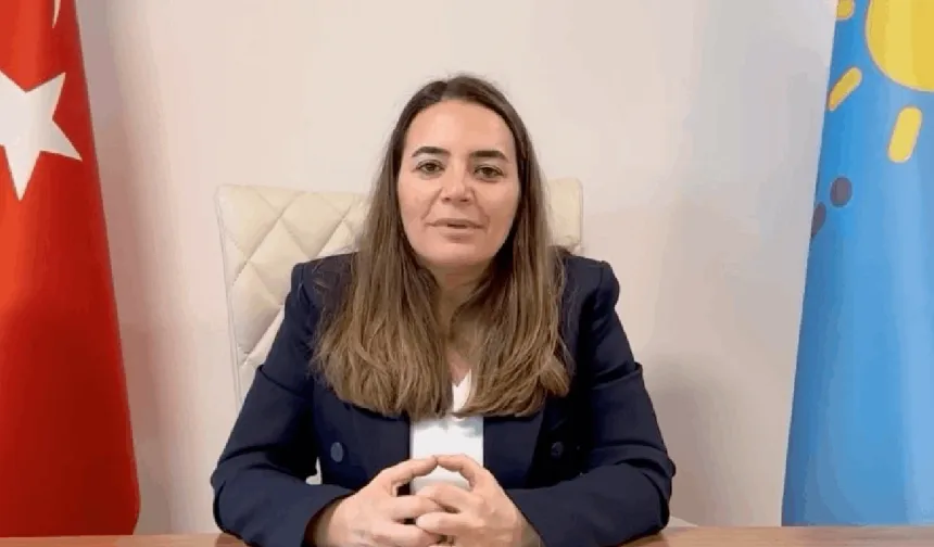 Ayyüce Türkeş mezar ziyareti olayı ne? Babası Alparslan Türkeş'in mezarına neden giremedi?