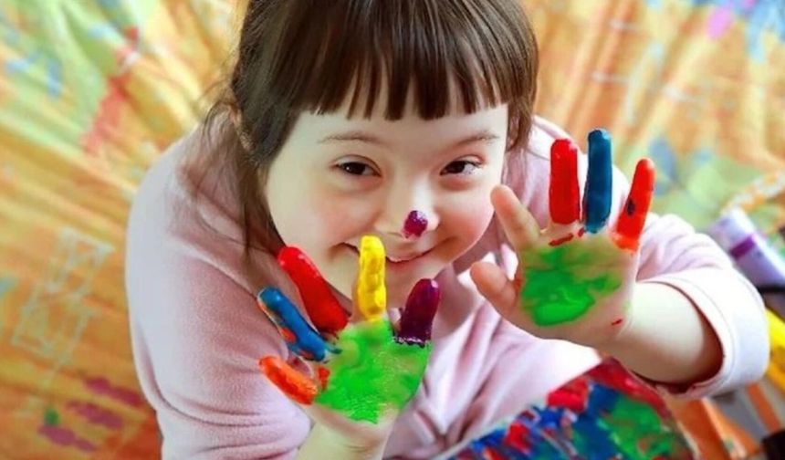 Down sendromu hastalık değil, genetik farklılık: Yanlış bilgilere karşı farkındalık şart!