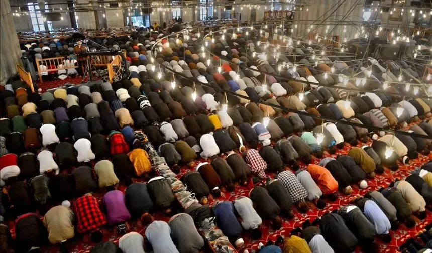 Kurban Bayramı namazı saat kaçta? İl il bayram namazı vakitleri 2025