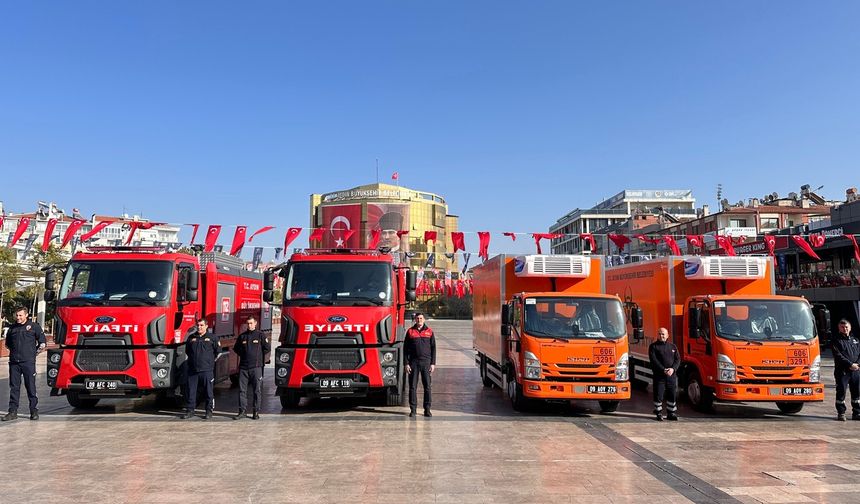 Aydın Büyükşehir Belediyesi'nin yeni araçları, çevre ve halk sağlığını koruyacak