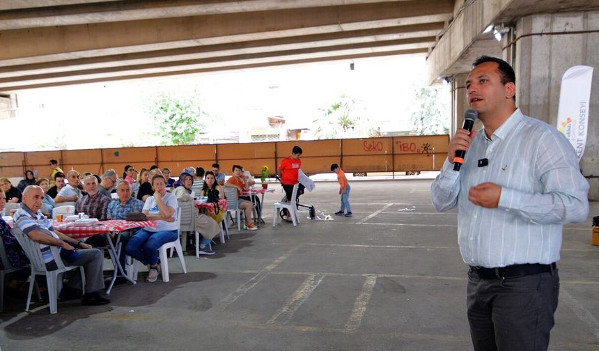 Bornova'da Mahalle Meclisleri başladı: İlk toplantı, deprem gündemiyle yapıldı