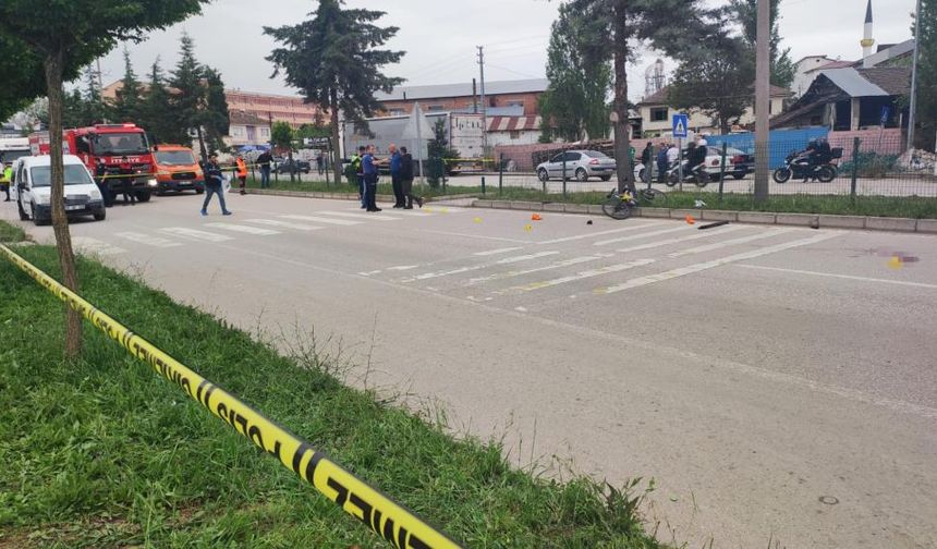 Feci kaza: Yaya geçidinden bisikletiyle geçerken hayatını kaybetti!