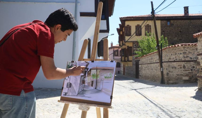 Genç sanatçılar doğayla buluştu