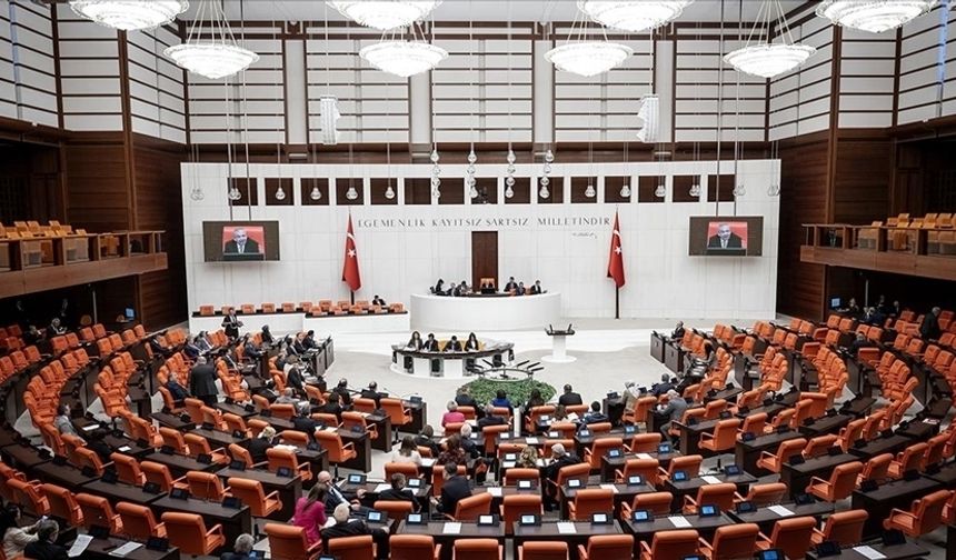 CHP, HSK seçimlerinin iptali için AYM'ye başvurdu
