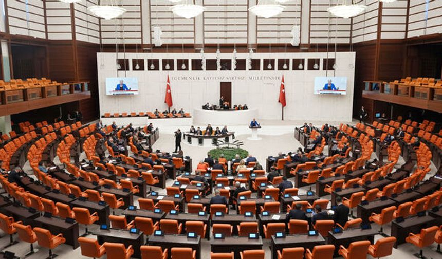 Trafik Cezaları ve Kuralları yeniden şekilleniyor: TBMM'den geçen teklifle yeni düzenlemeler geliyor!
