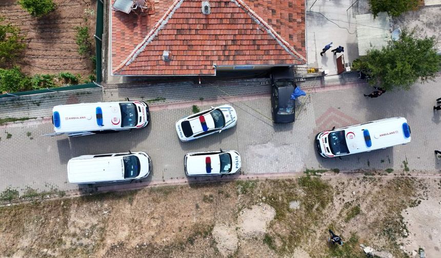 Kalp krizi geçiren sürücü hayatını kaybetti