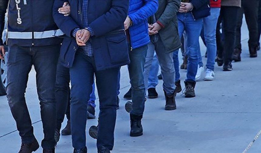 İzmir'de hakkında arama kararı bulunan 718 kişi yakalandı