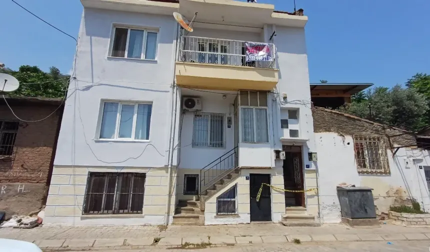 Evden gelen kokular gerçeği ortaya çıkardı: Yaşlı adam ölü bulundu