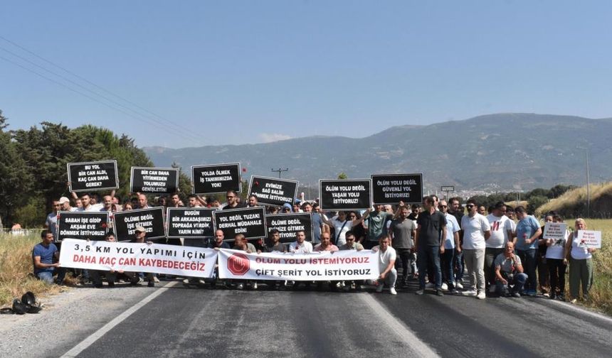 İzmir Tire’de trafik kazası sonrası sanayi çalışanları yol kapattı: Artık Ölmek İstemiyoruz!