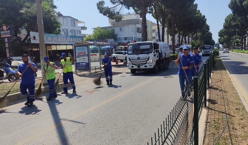 Kuşadası ve Didim'de bayram temizliği seferberliği