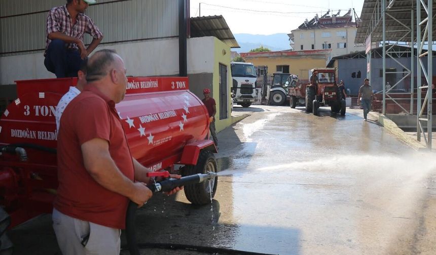 Bozdoğan Belediyesi'nin filosu, 3 yeni su tankeriyle güçlendi