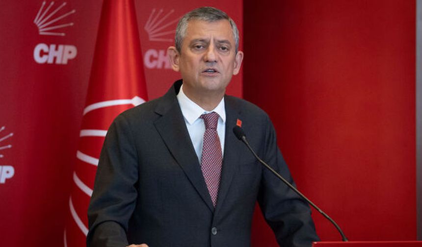 Özgür Özel'den flaş asgari ücret açıklaması: 'Yüzde 20 artırmaya niyetleniyorlar'