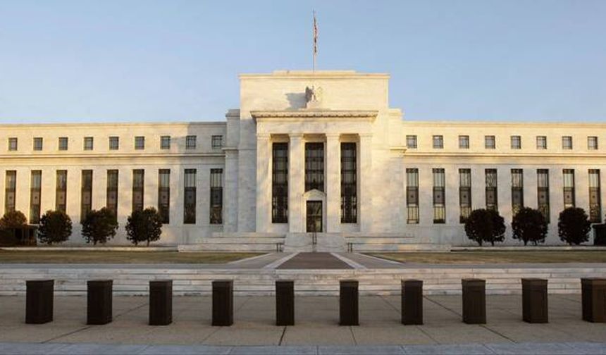 Fed, faizi sabit tuttu: Karar Trump’ın baskılarına rağmen geldi!