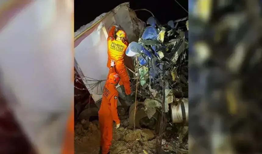Brezilya'da otobüs yolculuğu facia ile bitti: 11 ölü, 45 yaralı