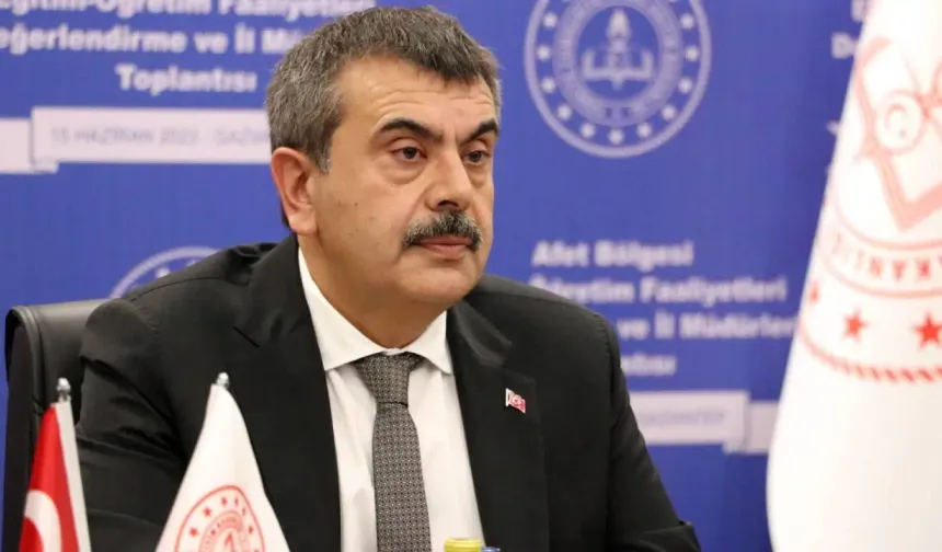 Bakan Tekin: 'İngiliz vatandaşının bilmediği gramatik kuralları çocuklara sorduk'