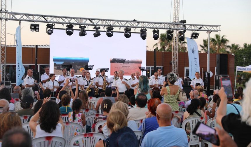 TeosFest kapılarını açtı: Seferihisar'ın sokakları 10 gün boyunca sanatla dolacak